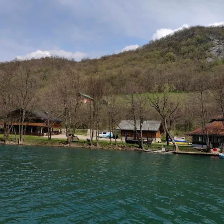 Dalia Βίλα Bihać